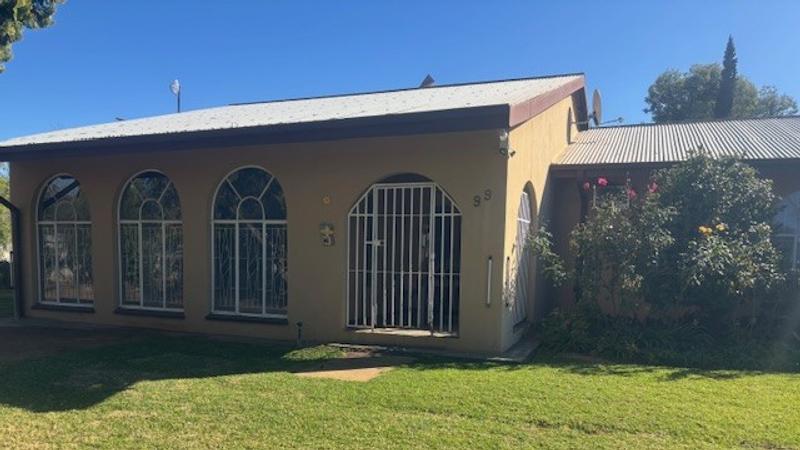 3 Bedroom Property for Sale in Leeudoringstad North West